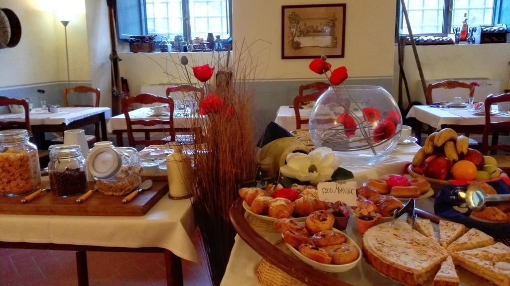 Villa Di Corliano Relais All'Ussero Сан Джулиано Терме Екстериор снимка